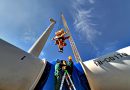 Giải Khuyến khích Cuộc thi ảnh báo chí “Ấn tượng 2021”. Tác phẩm: “ Công nhân công ty Lắp máy 69-2 đang lắp đặt tổ máy điện gió đầu tiên tại KCN DEEP-C Hải Phòng” – Tác giả: Nguyễn Viết Rừng