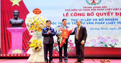 Lễ Công bố Quyết định Thành lập và Bổ nhiệm Giám đốc Trung tâm Tư vấn pháp luật tỉnh Quảng Bình